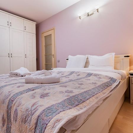 Elegant 1-Bedroom Apartment Plovdiv Esterno foto