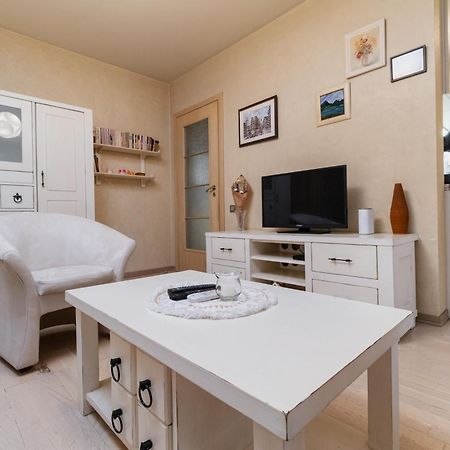 Elegant 1-Bedroom Apartment Plovdiv Esterno foto